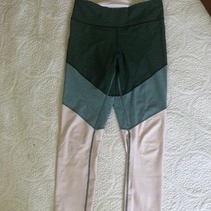 Outdoor Voices 7/8 Springs Leggings